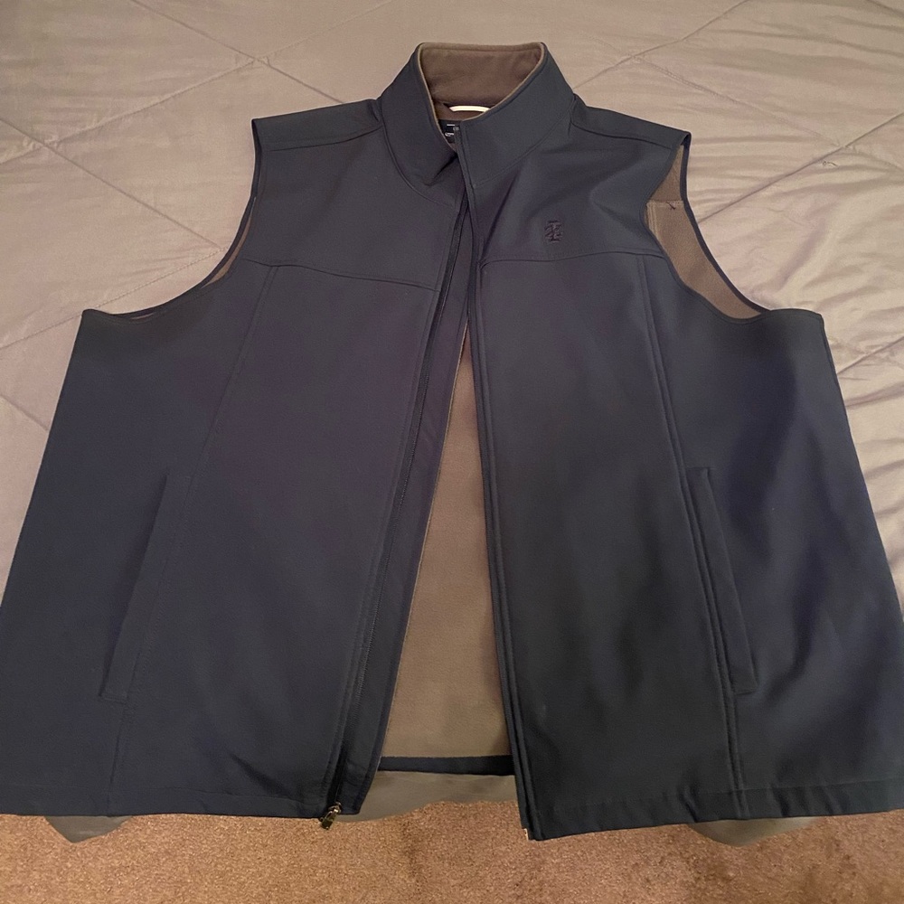 Izod Vest